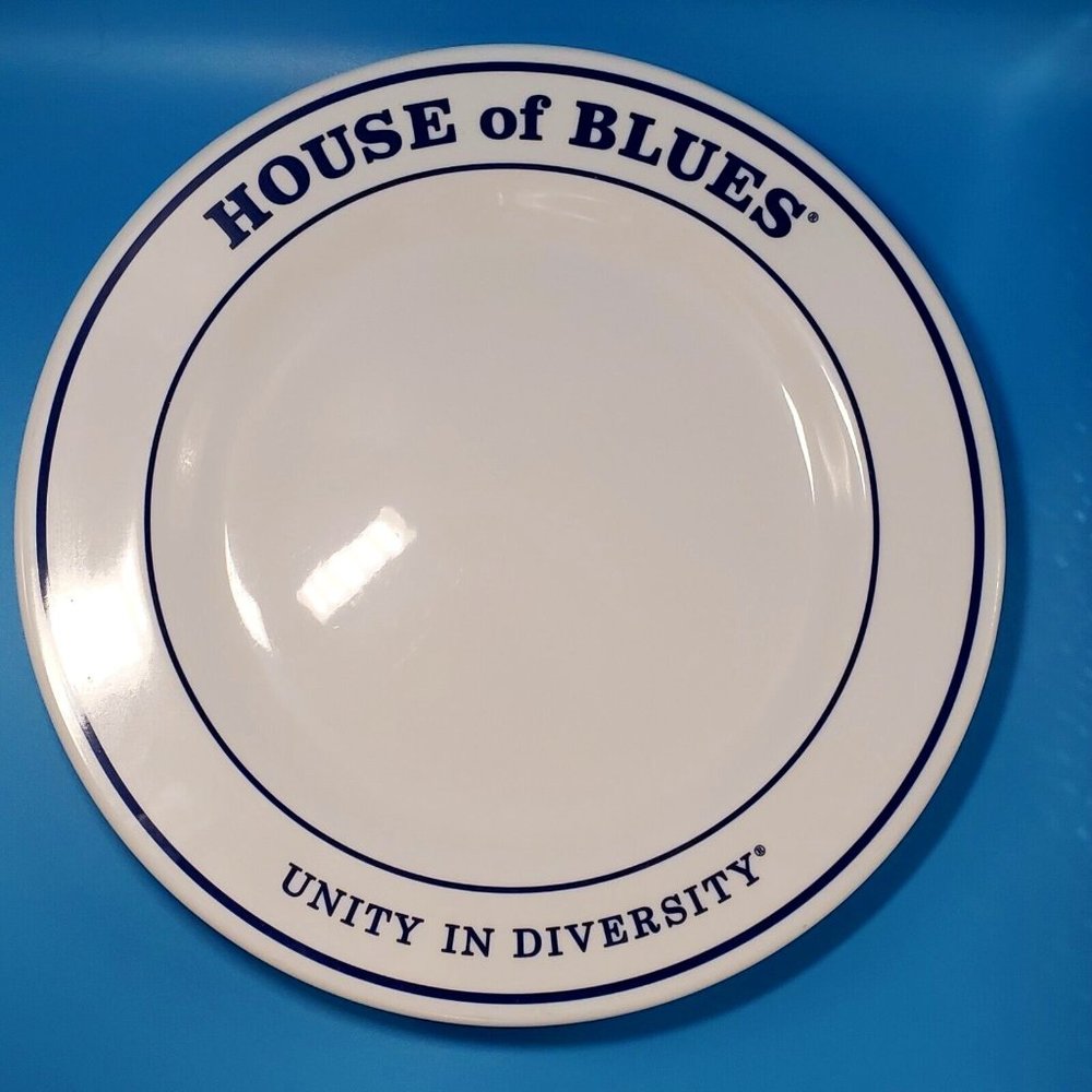House of Blues Unity In Diversity Plate 10 1/2 Inch Rubicon Vertex EUC